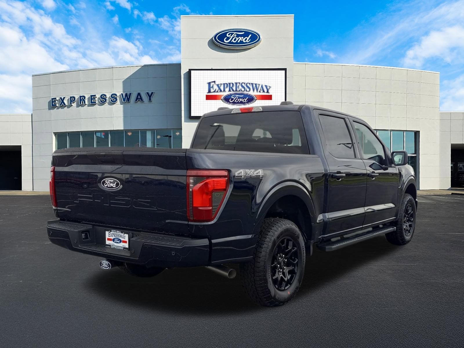 2025 Ford F-150 XLT 4WD SuperCrew 5.5' Box