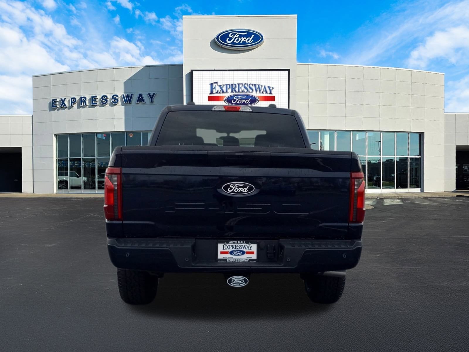 2025 Ford F-150 XLT 4WD SuperCrew 5.5' Box