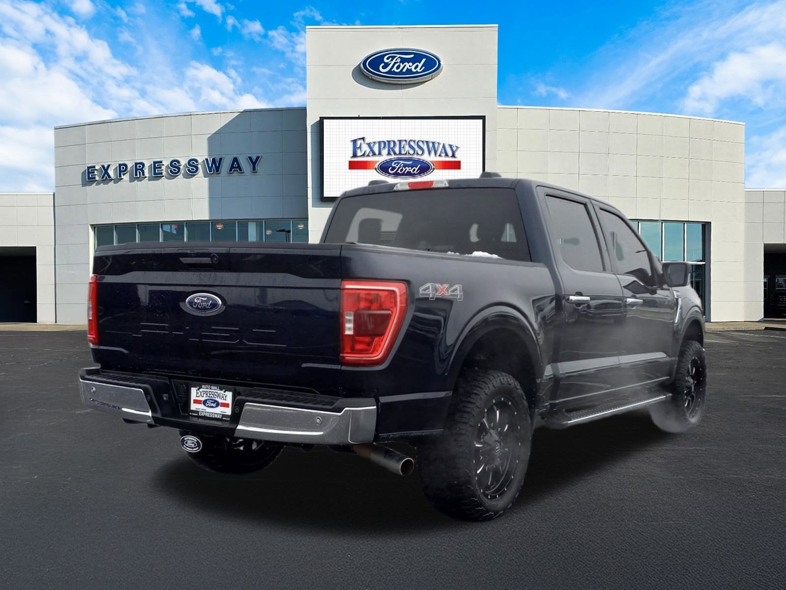 2021 Ford F-150 XLT 4WD SuperCrew 5.5' Box