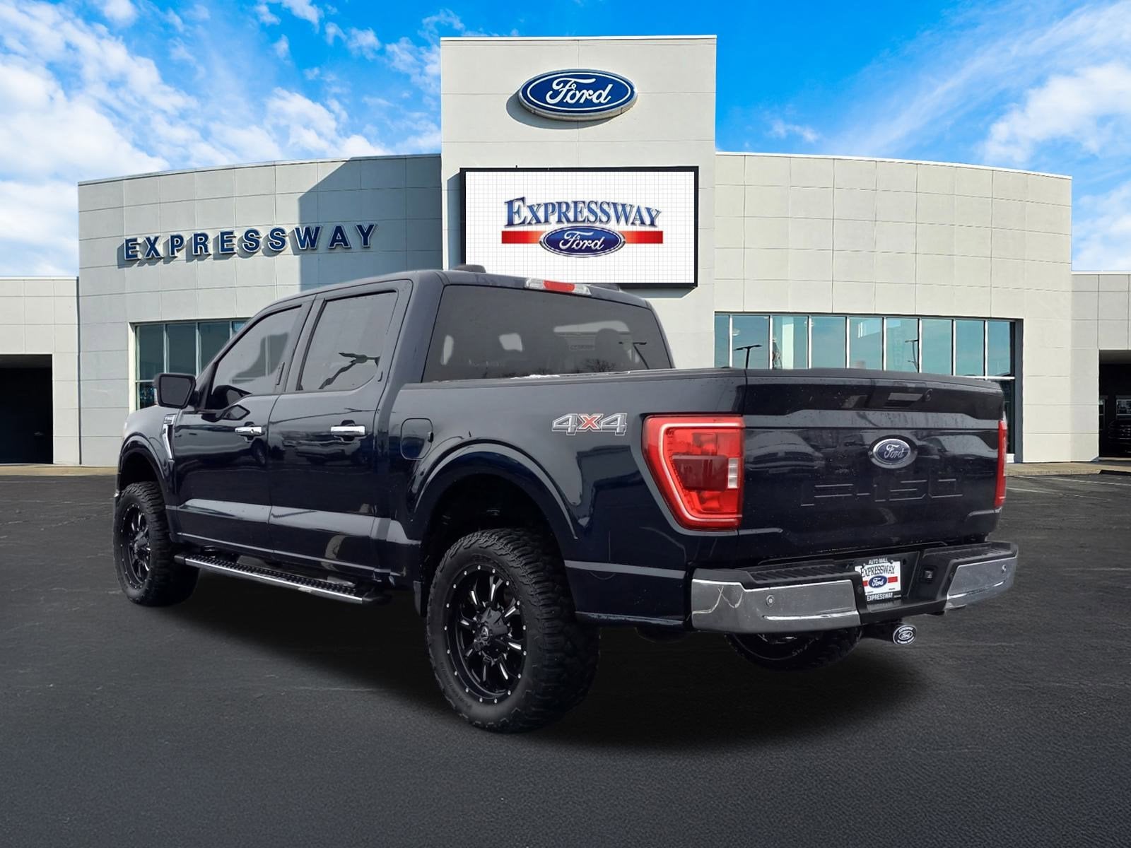2021 Ford F-150 XLT 4WD SuperCrew 5.5' Box