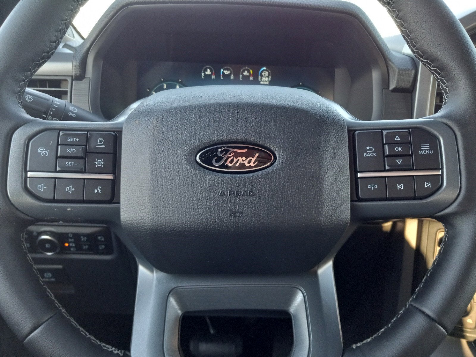 2025 Ford F-150 XLT 4WD SuperCrew 5.5' Box