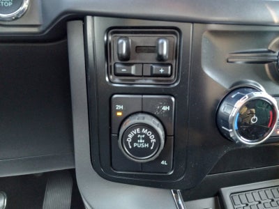 2025 Ford F-150 XLT 4WD SuperCrew 5.5' Box