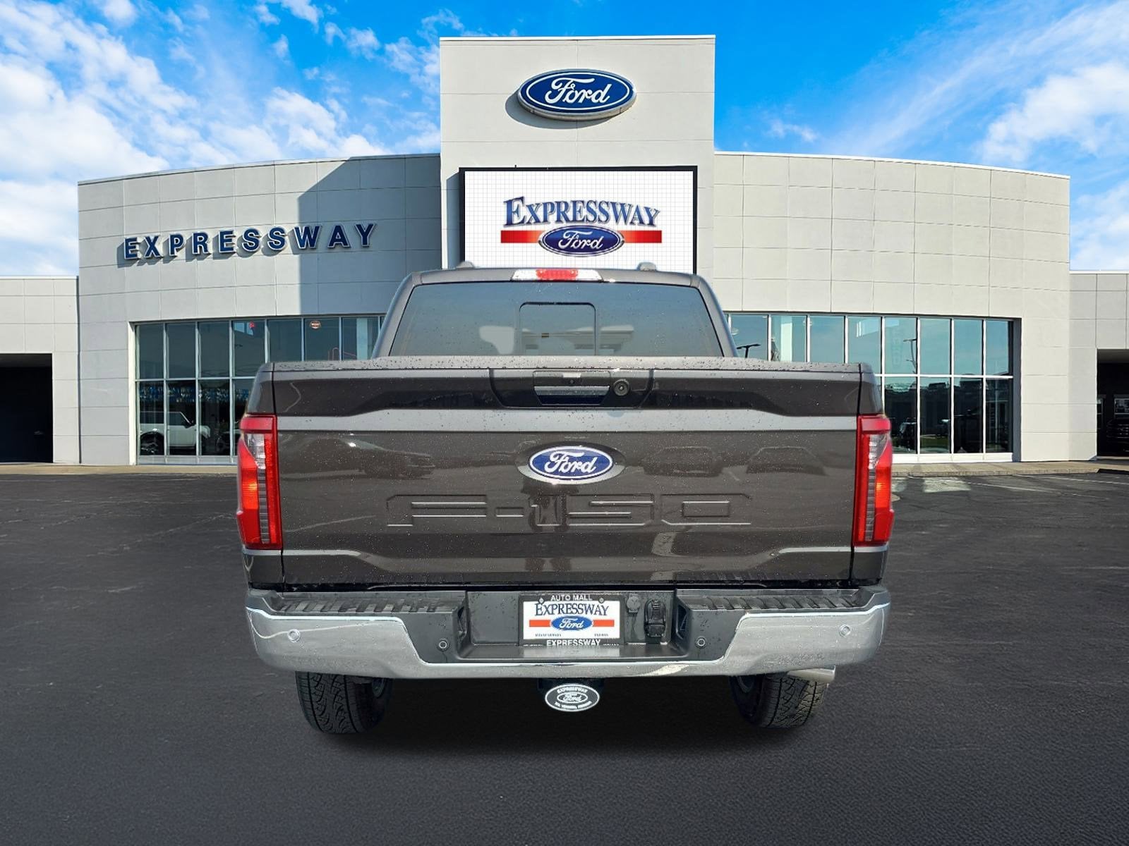 2024 Ford F-150 XLT 4WD SuperCrew 5.5' Box