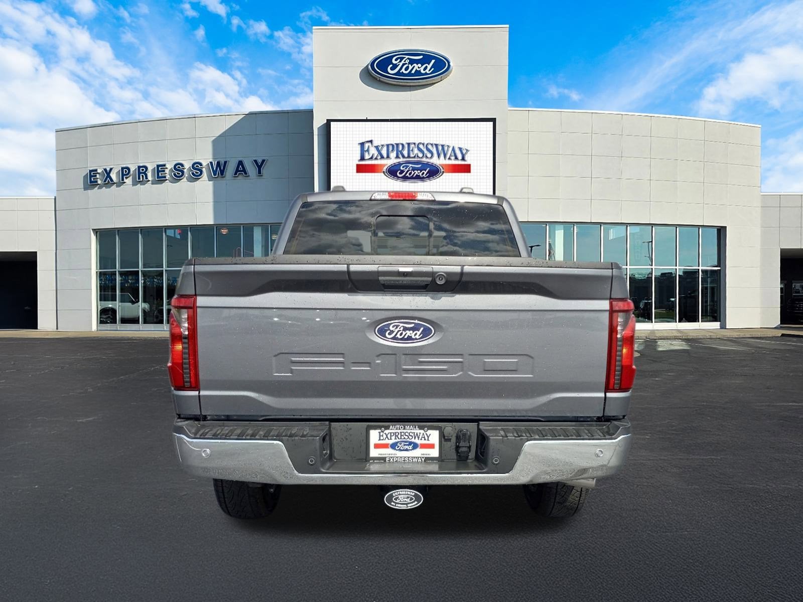 2024 Ford F-150 XLT 4WD SuperCrew 5.5' Box