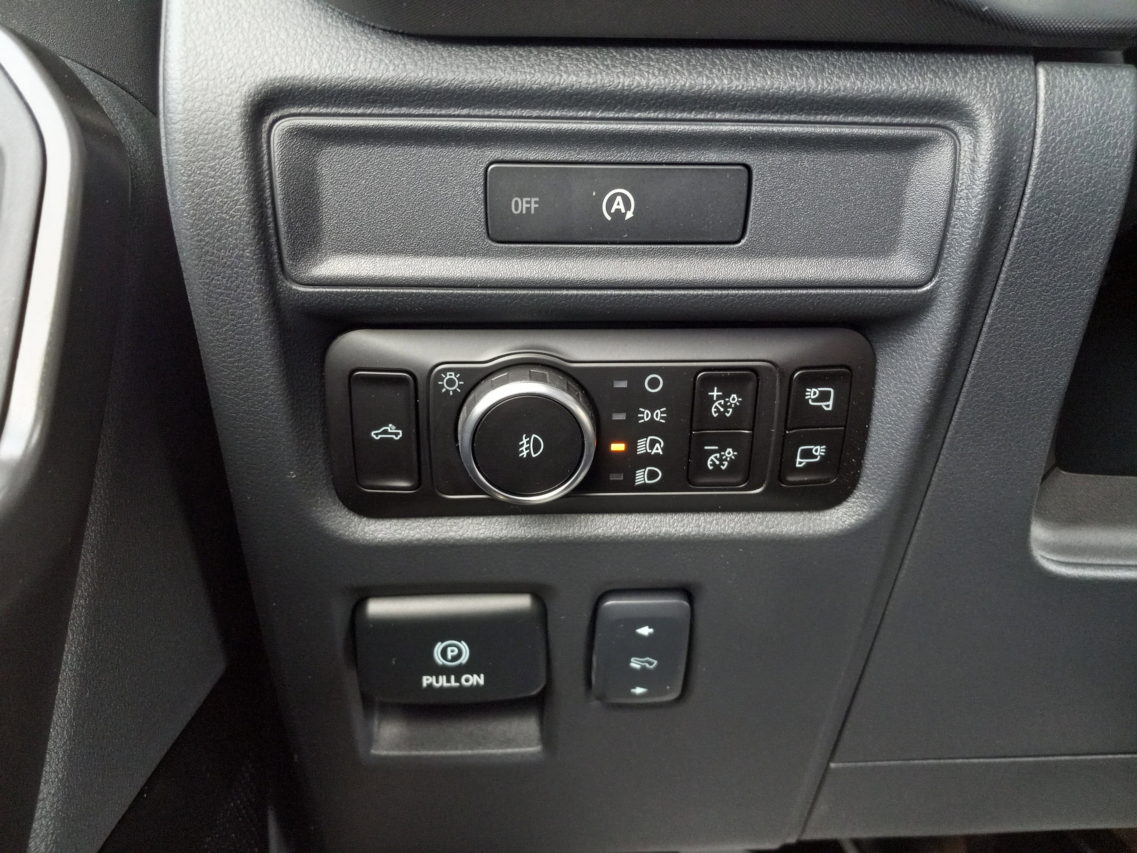 2025 Ford F-150 Tremor 4WD SuperCrew 5.5' Box