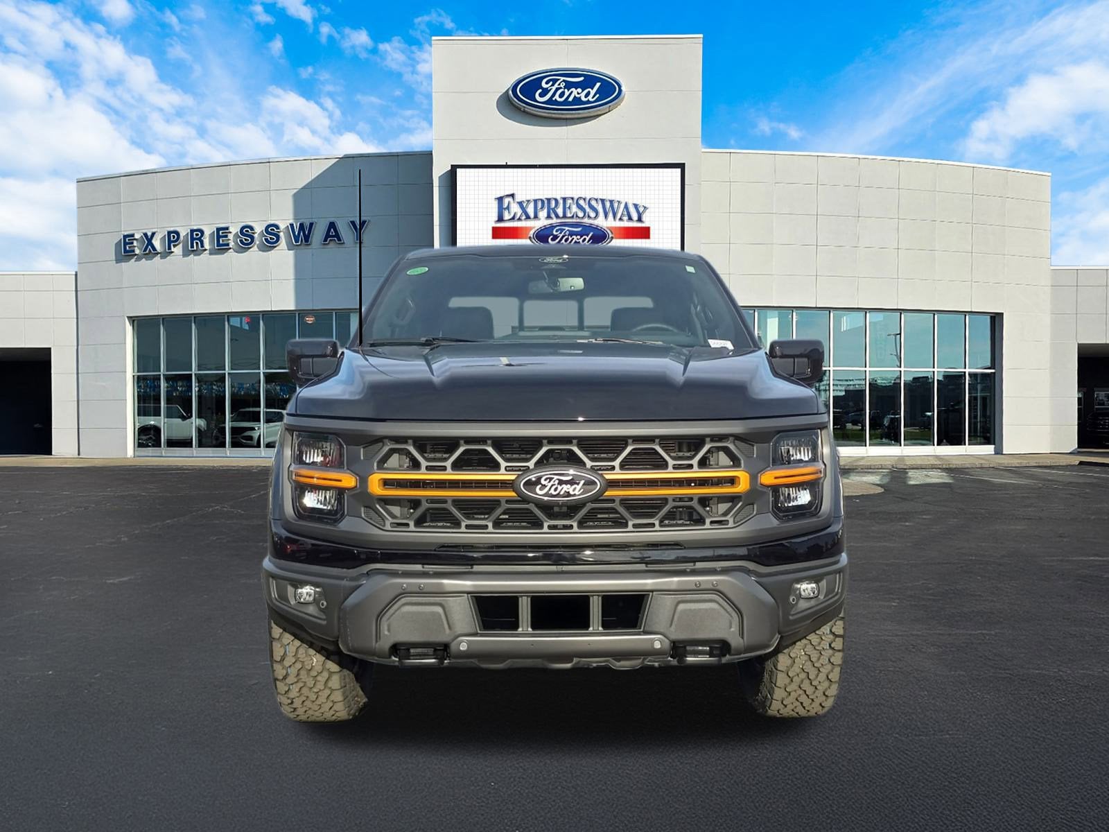 2025 Ford F-150 Tremor 4WD SuperCrew 5.5' Box