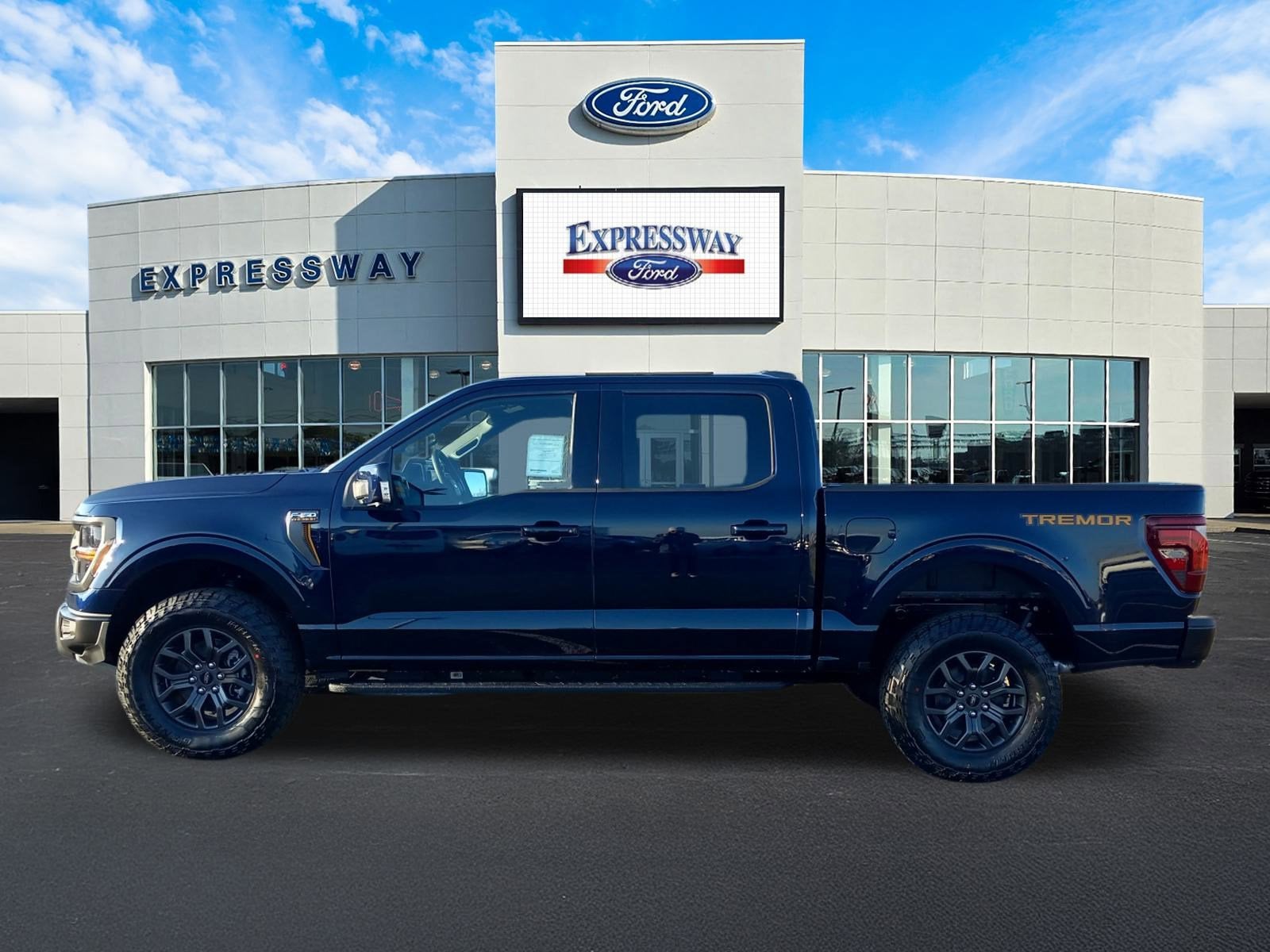 2025 Ford F-150 Tremor 4WD SuperCrew 5.5' Box