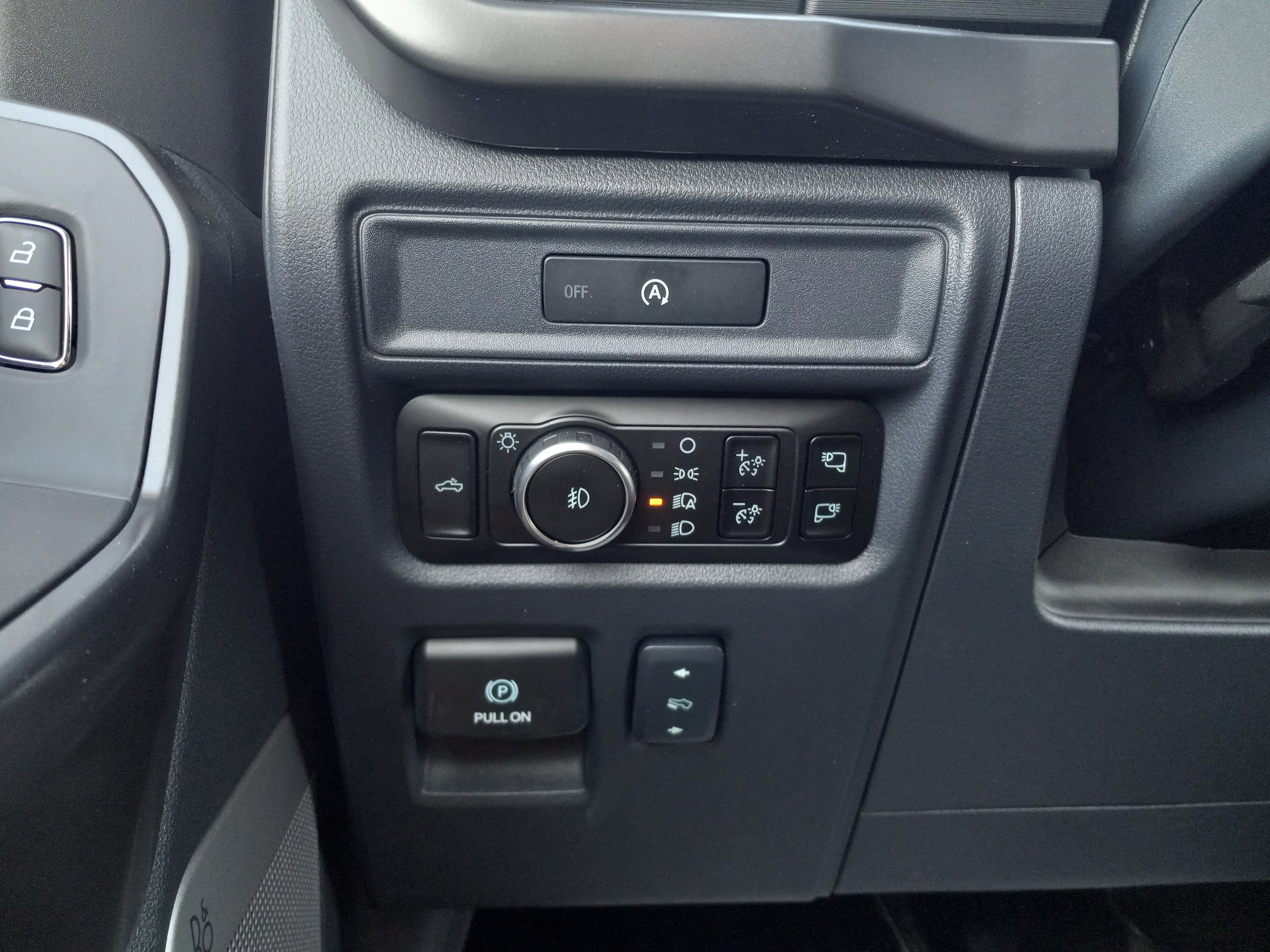 2025 Ford F-150 Tremor 4WD SuperCrew 5.5' Box