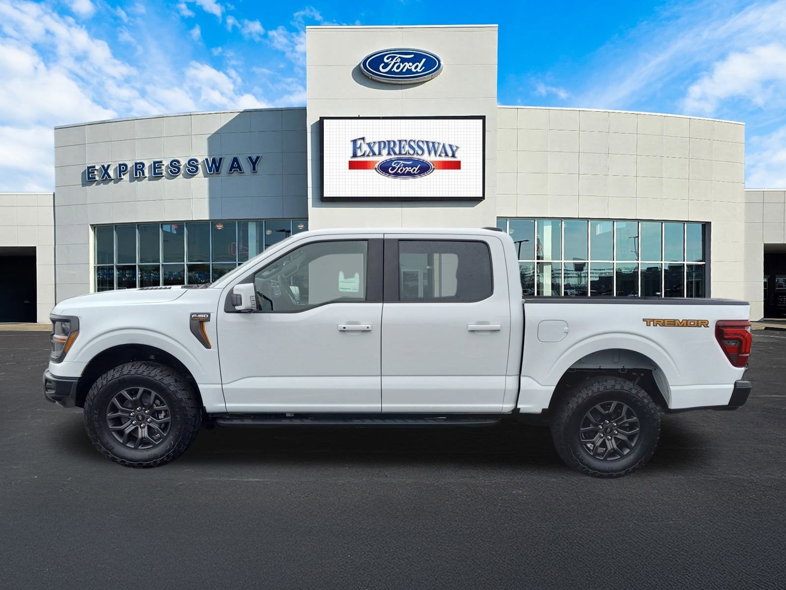 2025 Ford F-150 Tremor 4WD SuperCrew 5.5' Box