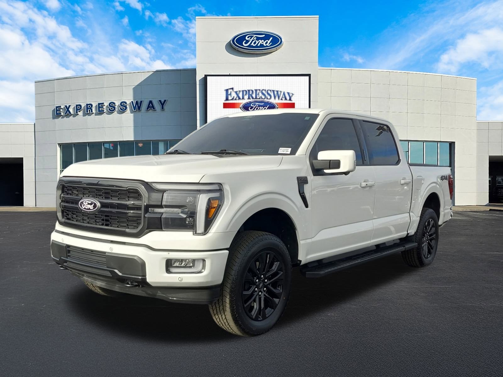 2024 Ford F-150 LARIAT 4WD SuperCrew 5.5' Box