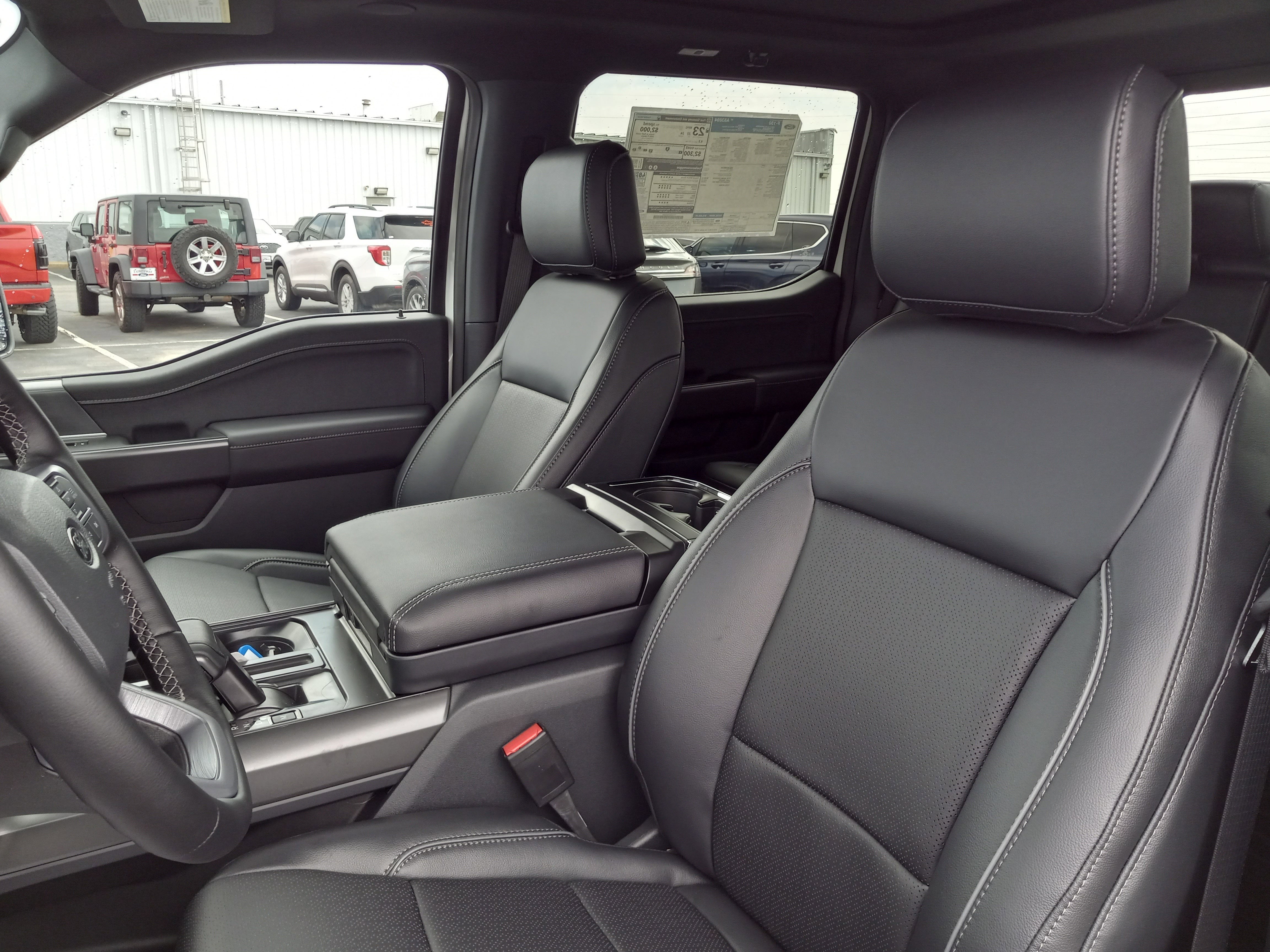 2025 Ford F-150 LARIAT 4WD SuperCrew 5.5' Box