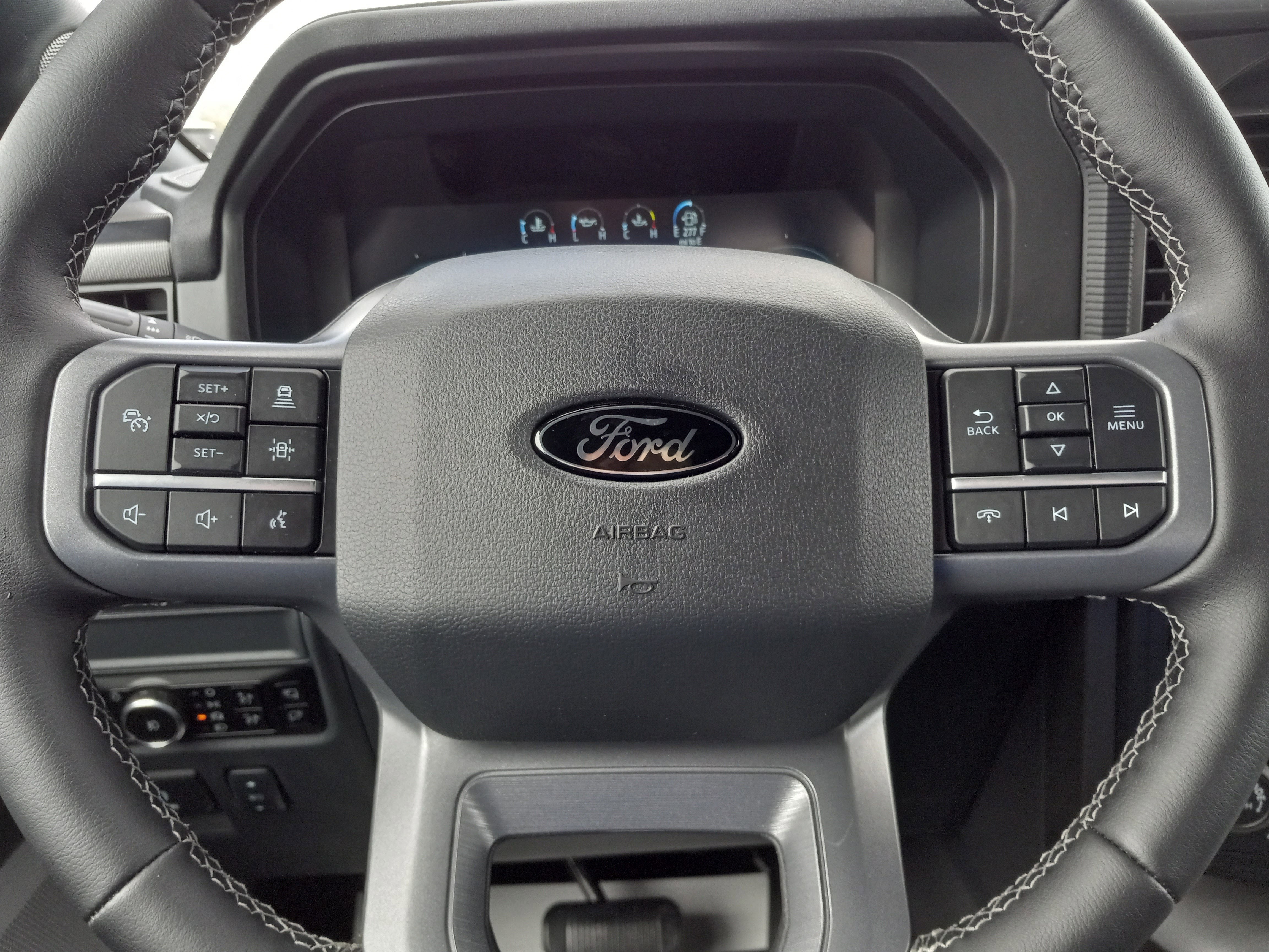 2025 Ford F-150 LARIAT 4WD SuperCrew 5.5' Box