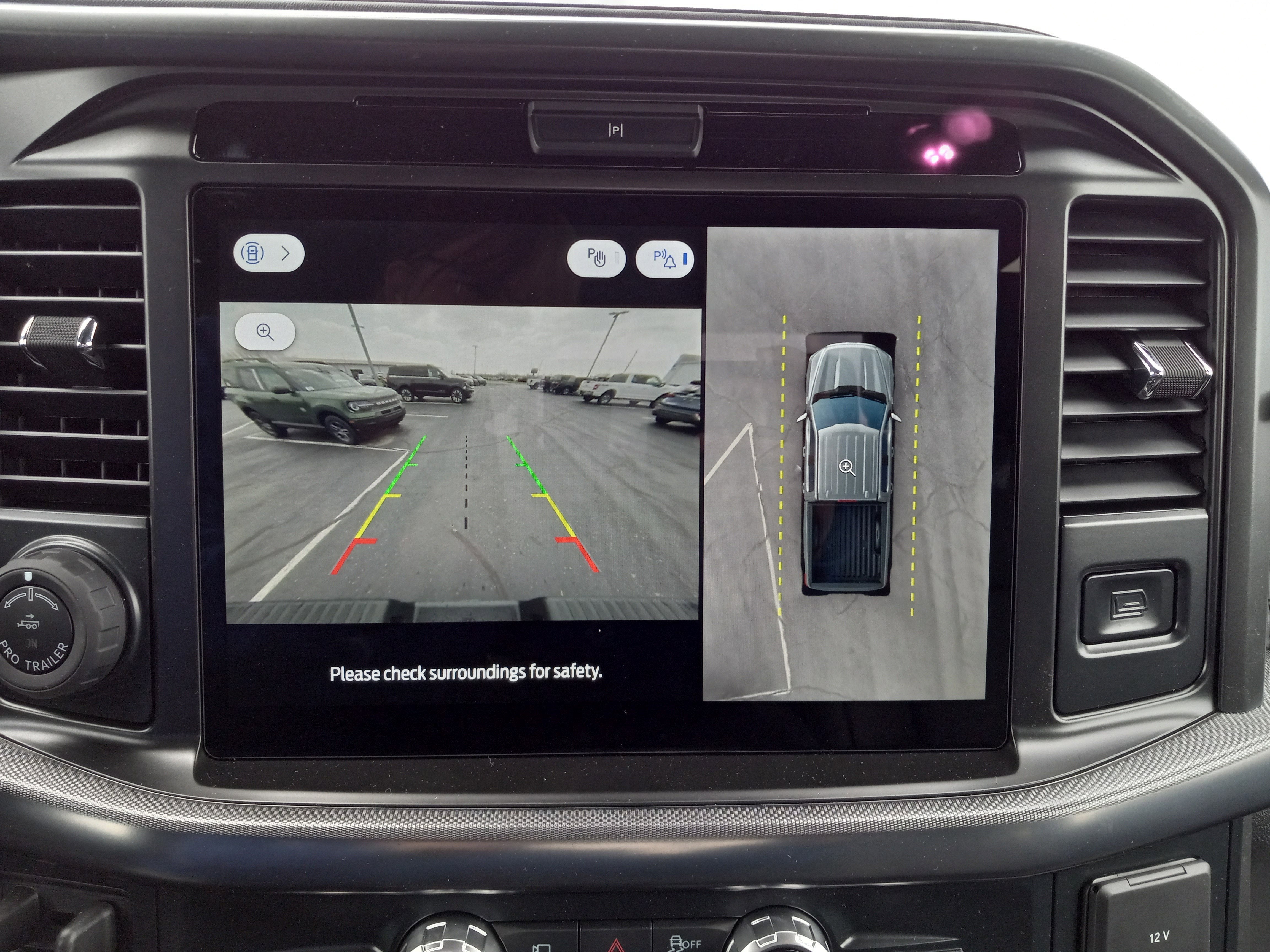 2025 Ford F-150 LARIAT 4WD SuperCrew 5.5' Box