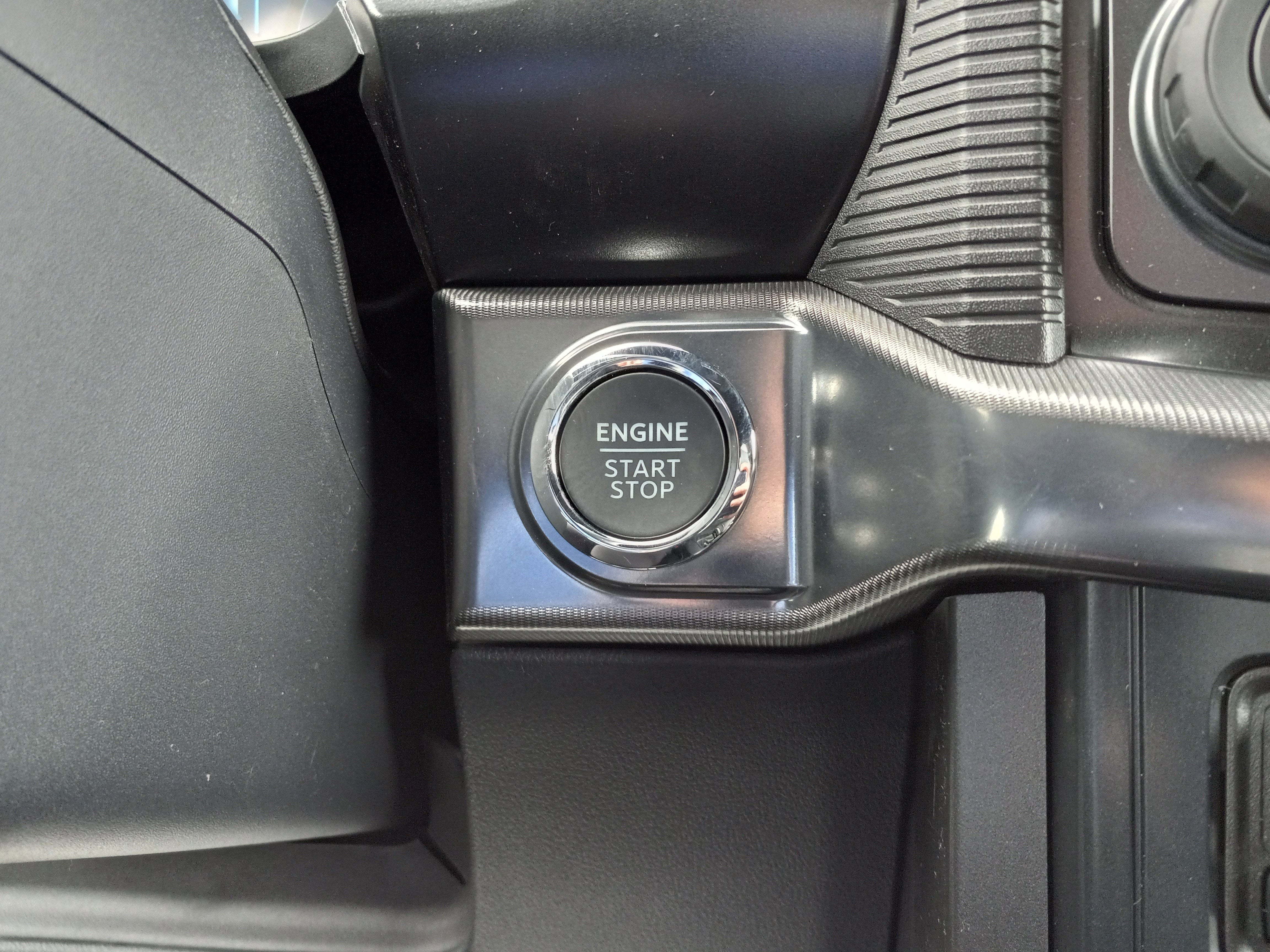 2025 Ford F-150 LARIAT 4WD SuperCrew 5.5' Box