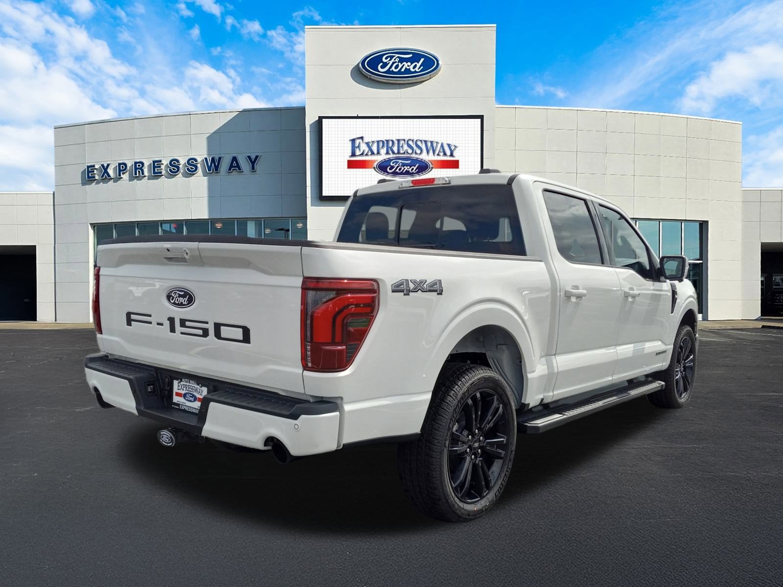 2025 Ford F-150 LARIAT 4WD SuperCrew 5.5' Box