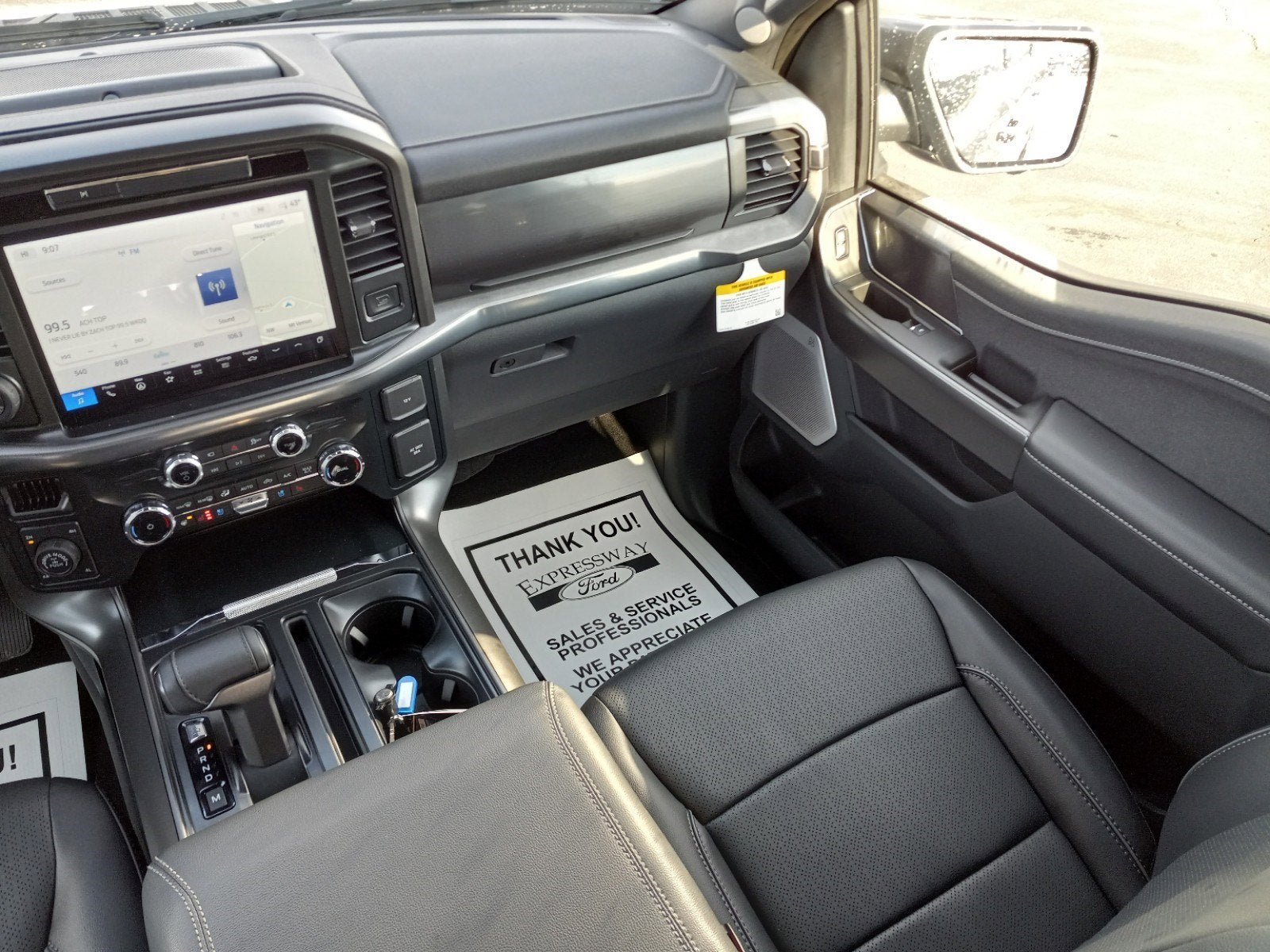 2025 Ford F-150 LARIAT 4WD SuperCrew 5.5' Box