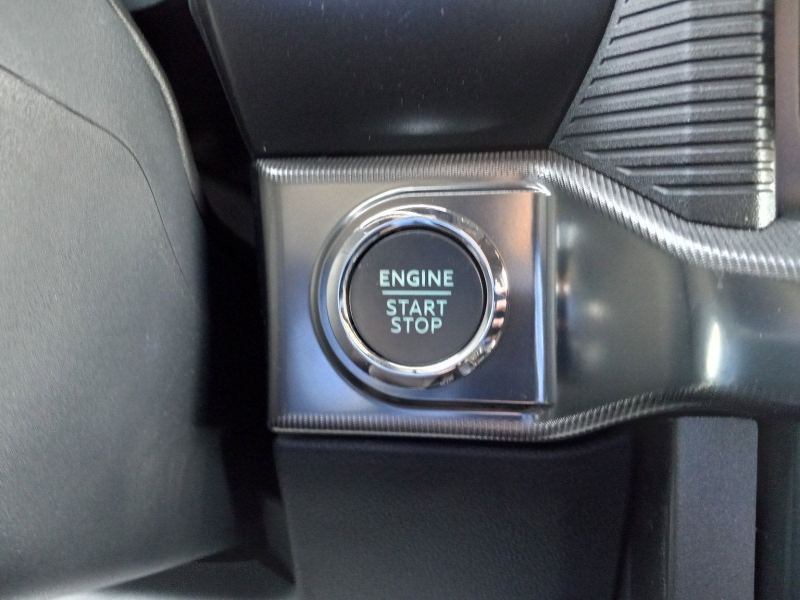 2025 Ford F-150 LARIAT 4WD SuperCrew 5.5' Box