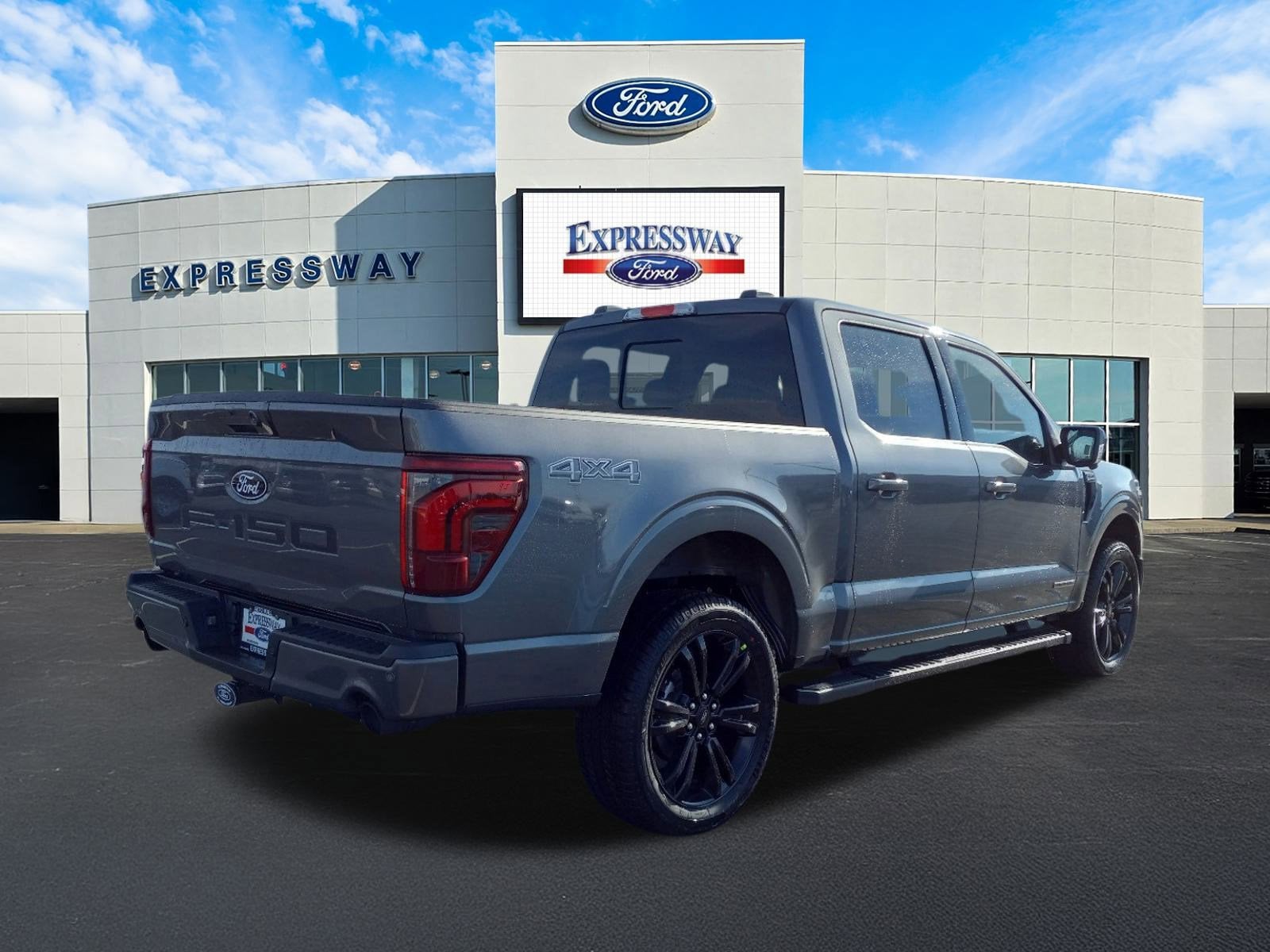 2025 Ford F-150 LARIAT 4WD SuperCrew 5.5' Box