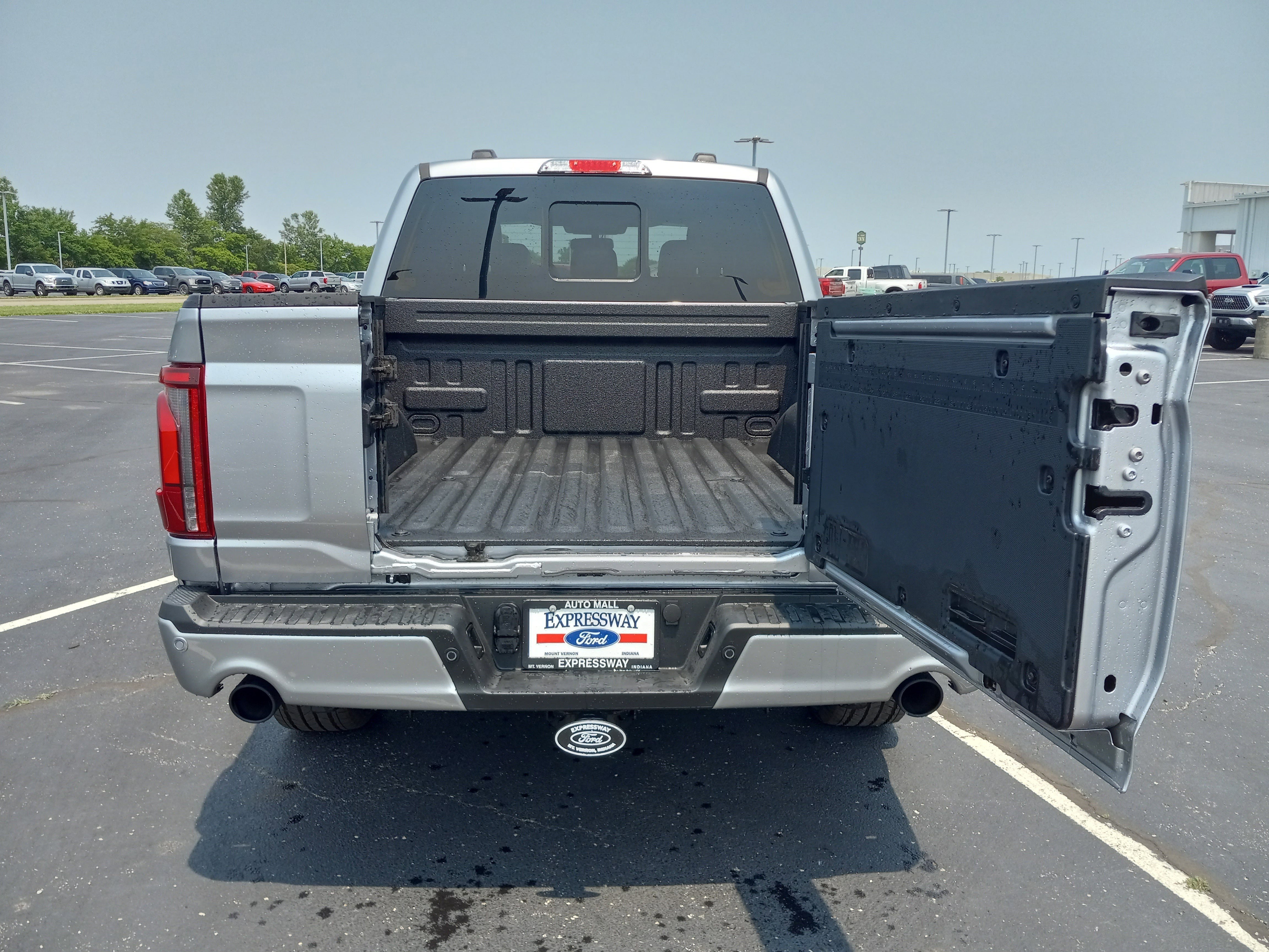 2025 Ford F-150 LARIAT 4WD SuperCrew 5.5' Box