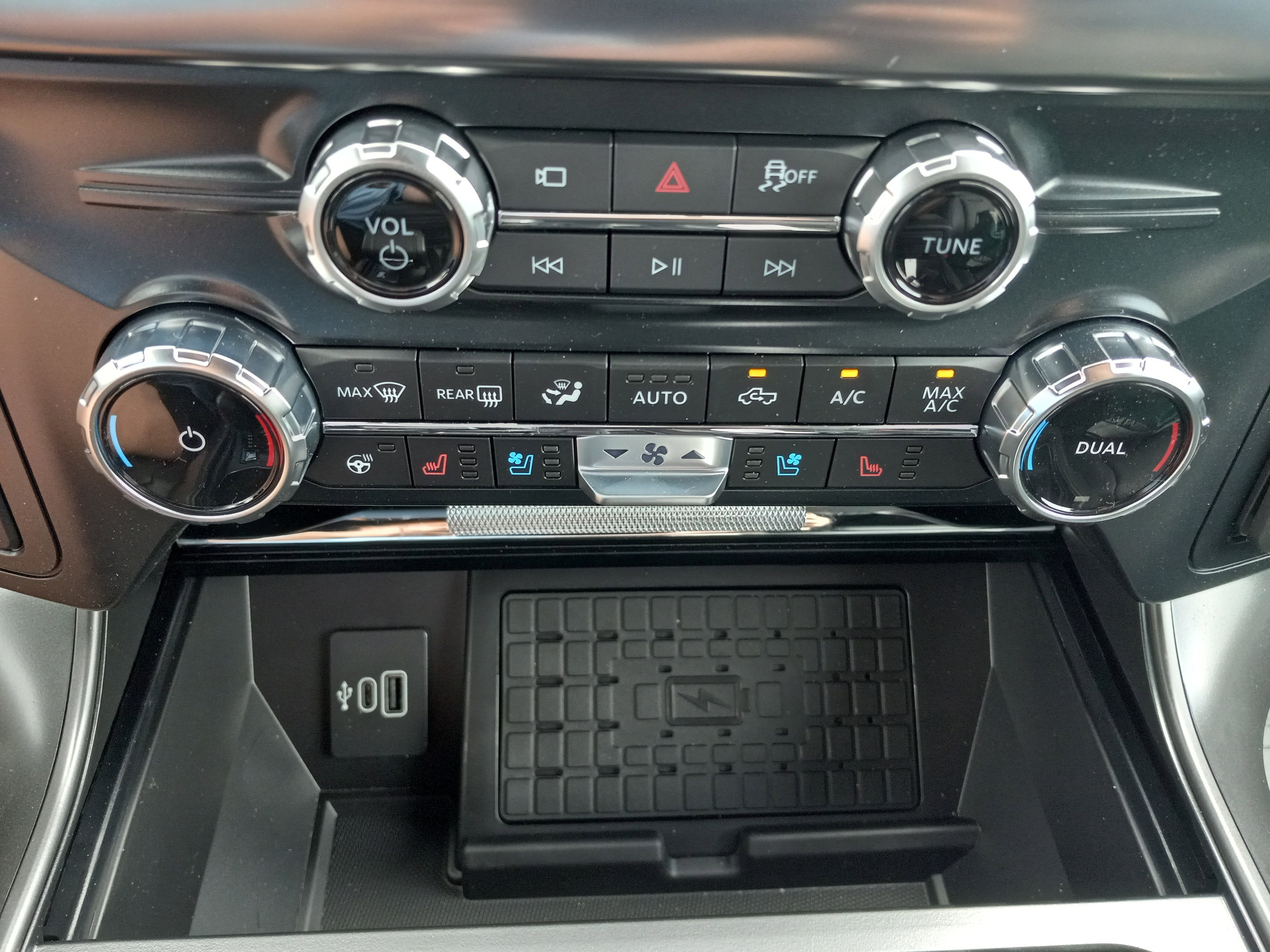 2025 Ford F-150 LARIAT 4WD SuperCrew 5.5' Box