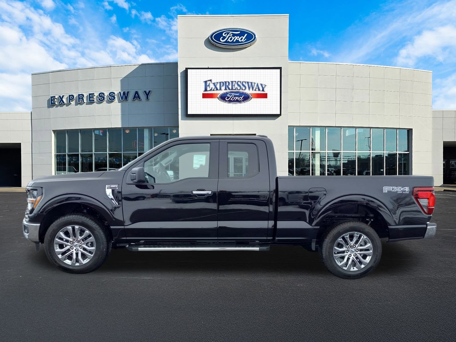 2026 Ford F-150 XLT 4WD SuperCab 6.5' Box