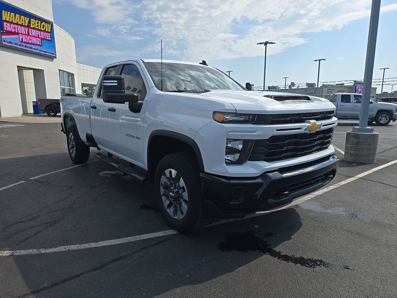 2024 Chevrolet Silverado 2500HD Custom