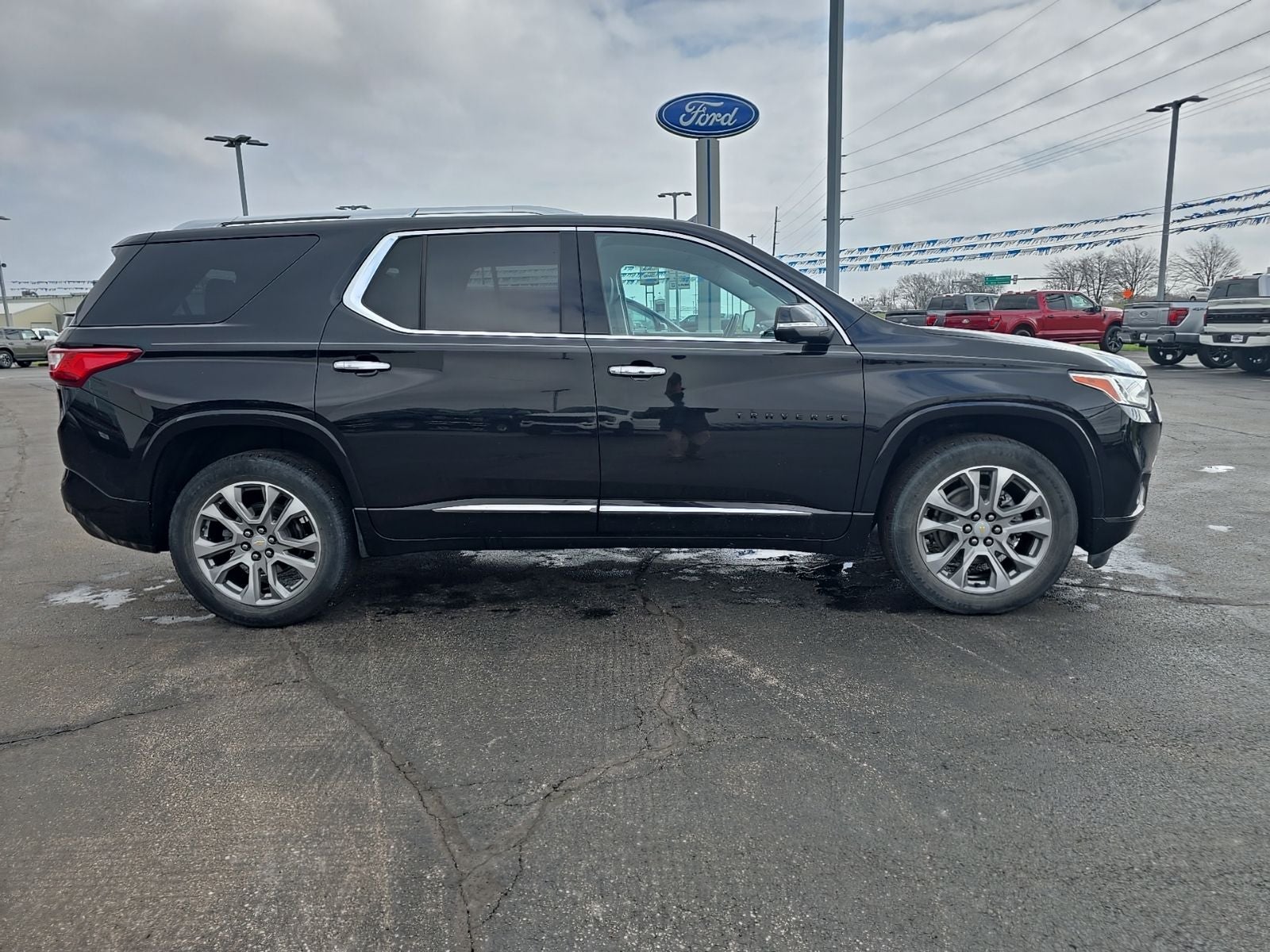 2021 Chevrolet Traverse Premier