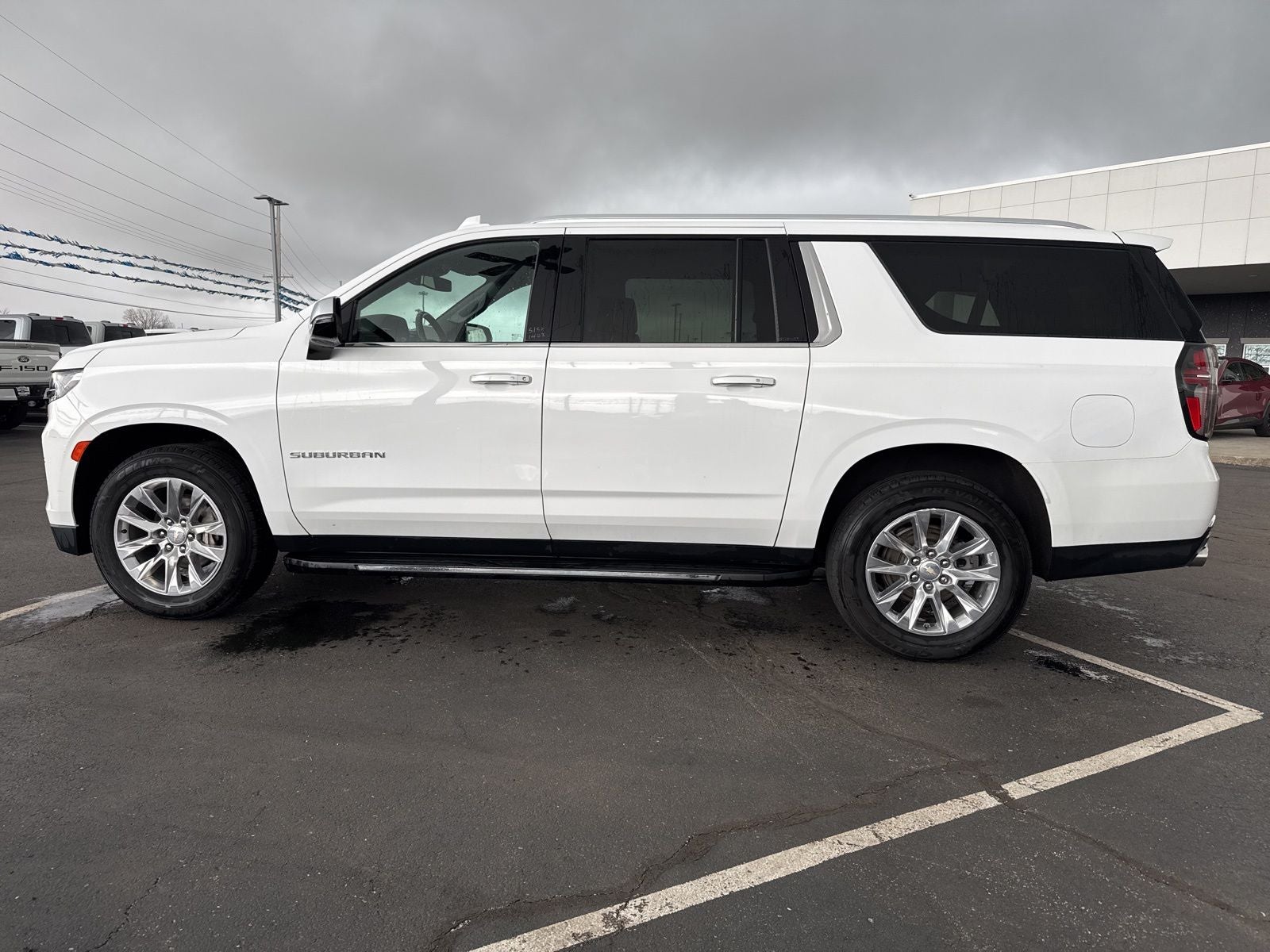 2023 Chevrolet Suburban Premier