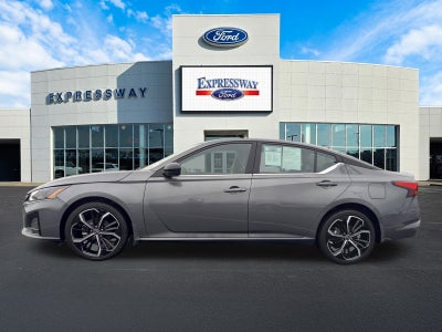 2025 Nissan Altima 2.5 SR