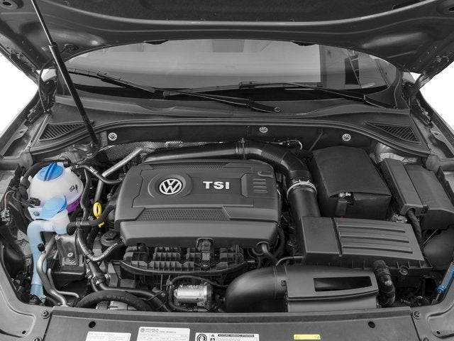 2018 Volkswagen Passat 2.0T R-Line