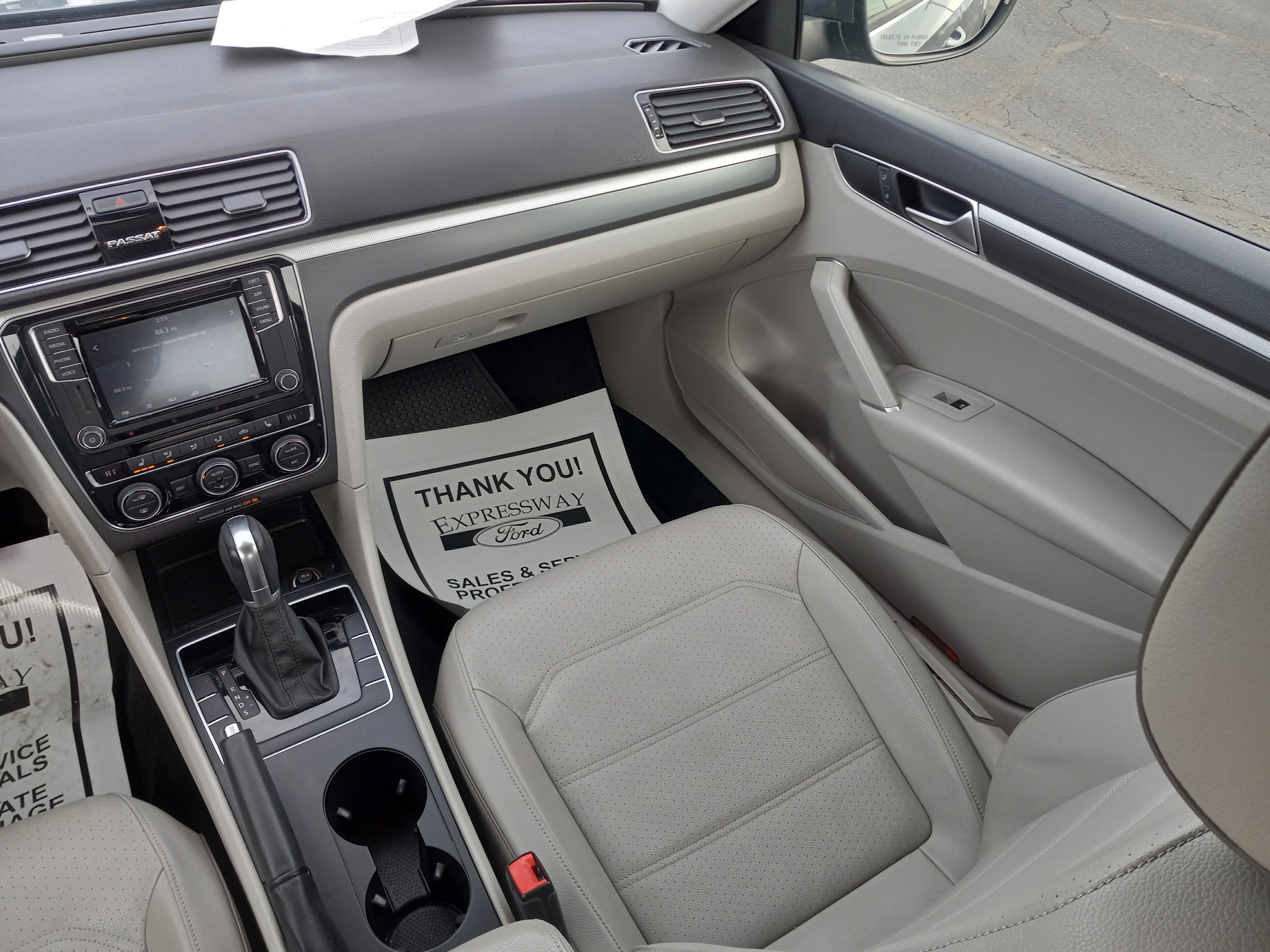 2018 Volkswagen Passat 2.0T R-Line