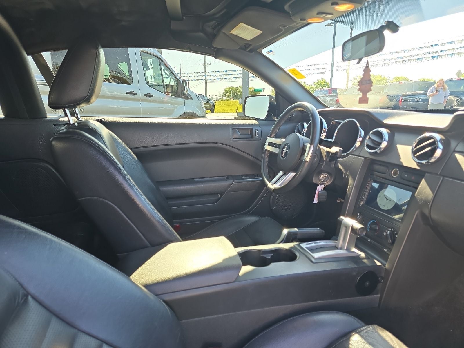 2005 Ford Mustang GT Deluxe