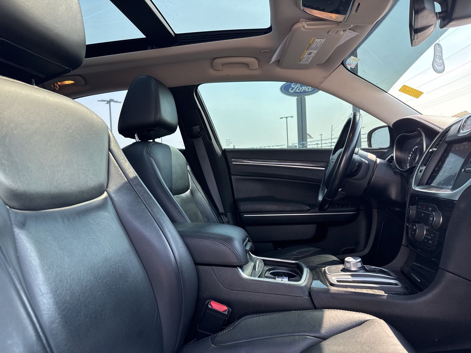 2018 Chrysler 300 Base