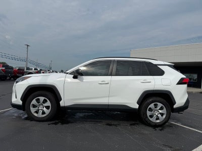 2020 Toyota RAV4 LE