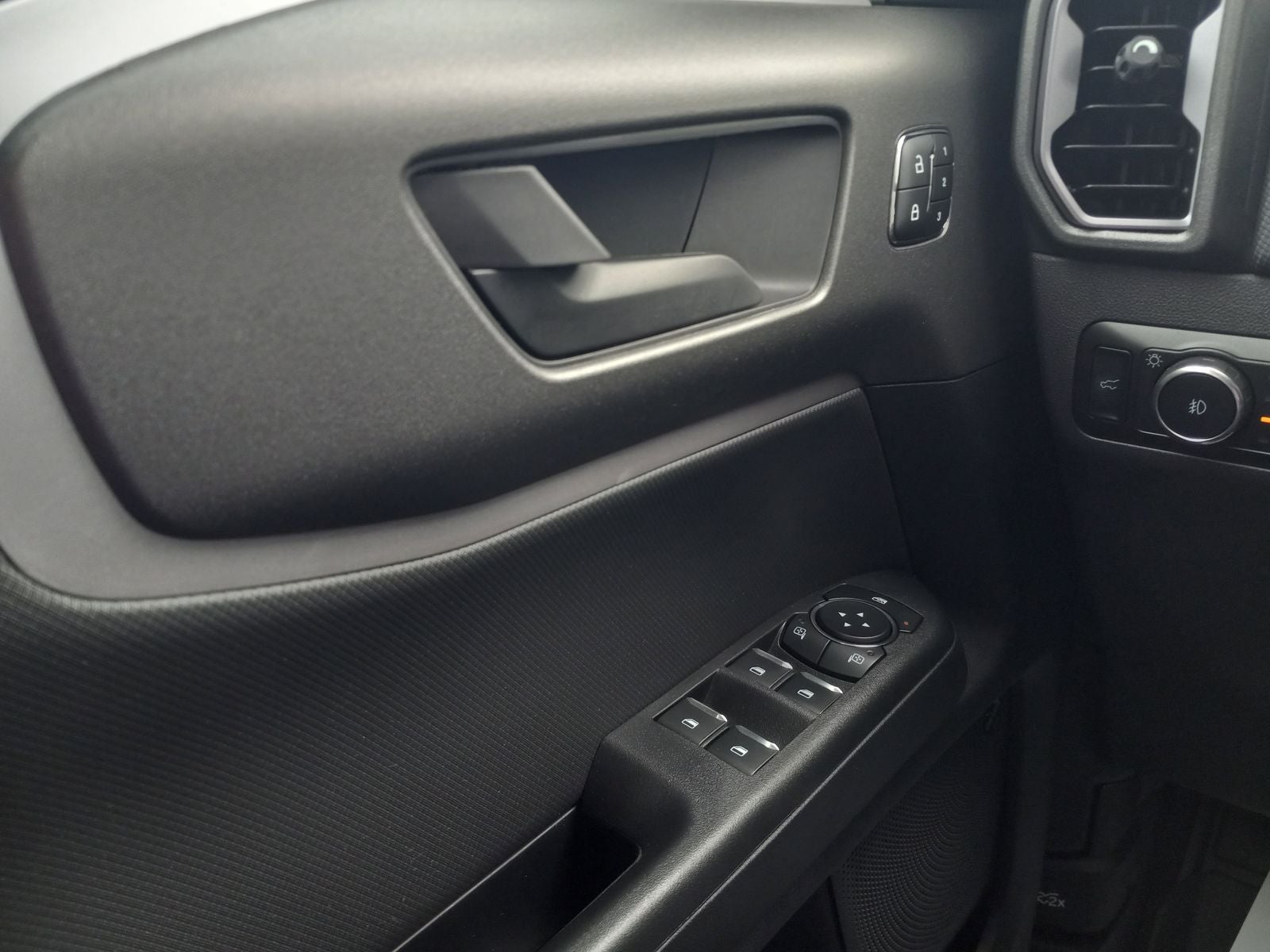 2025 Ford Bronco Sport Outer Banks 4x4