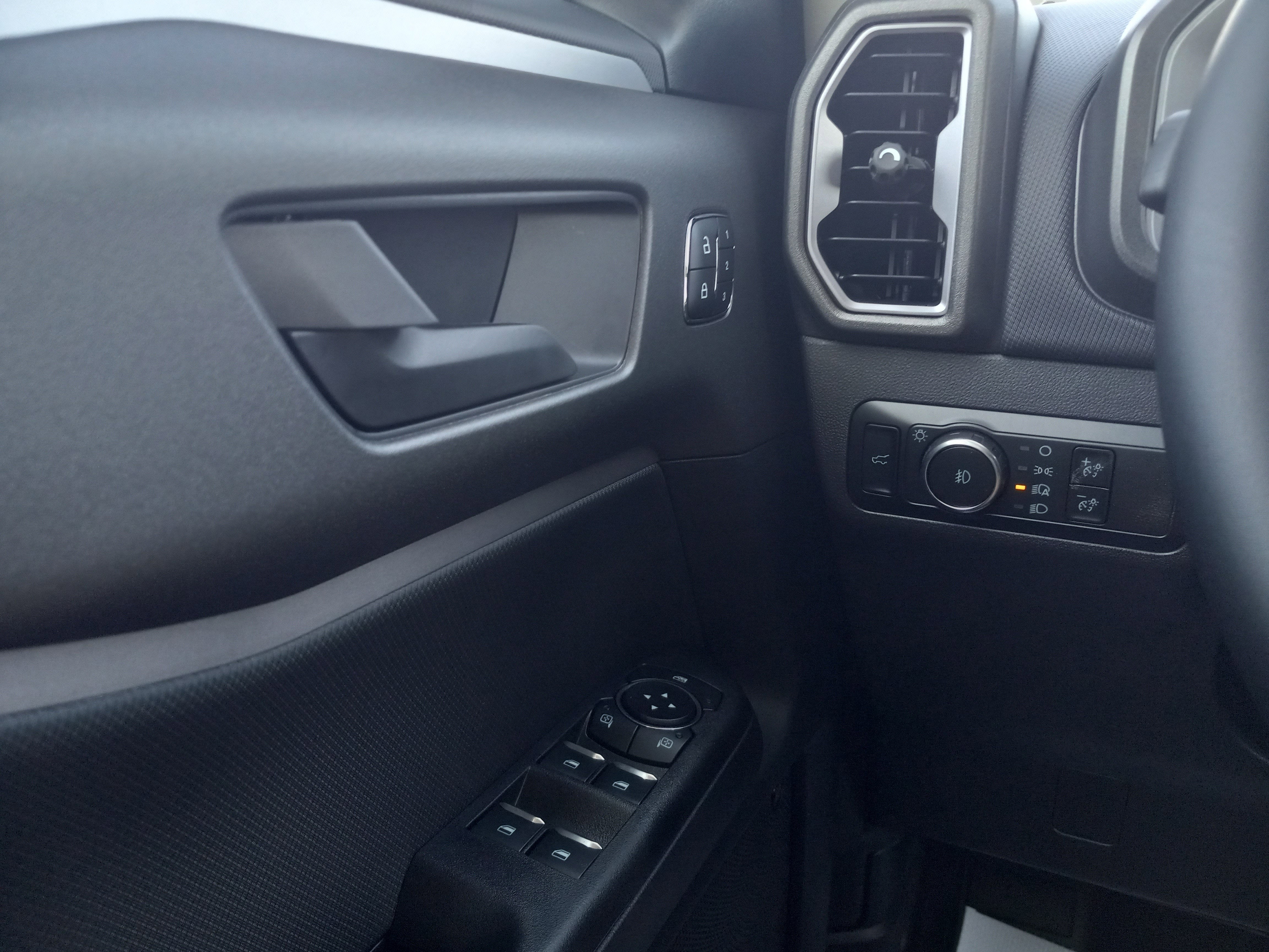 2025 Ford Bronco Sport Outer Banks 4x4