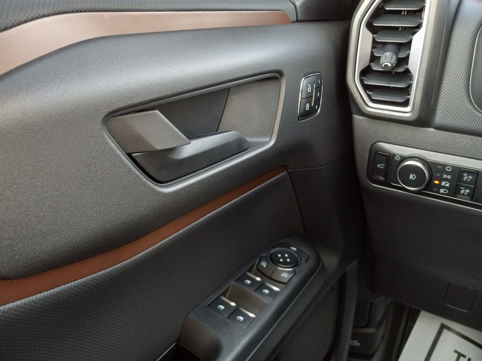 2025 Ford Bronco Sport Outer Banks 4x4