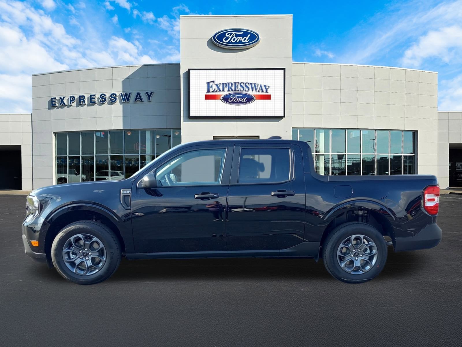 2025 Ford Maverick XLT AWD SuperCrew