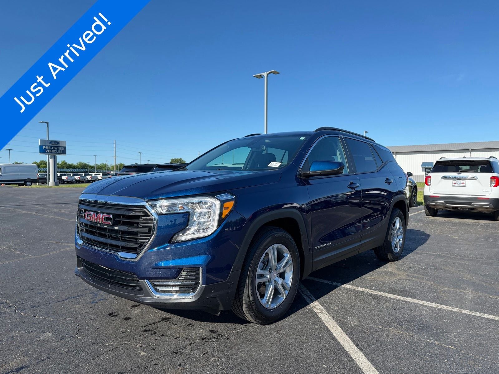 2022 GMC Terrain SLE FWD's photo