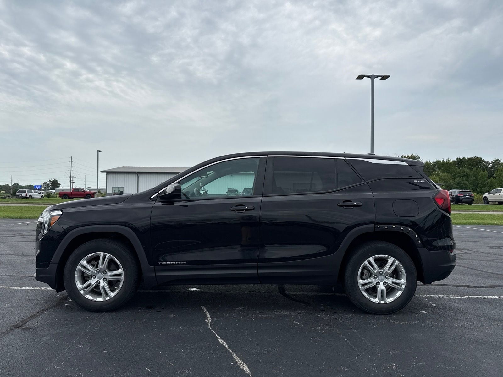 2022 GMC Terrain SLE
