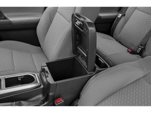 2022 Toyota Tacoma 4WD SR5 V6
