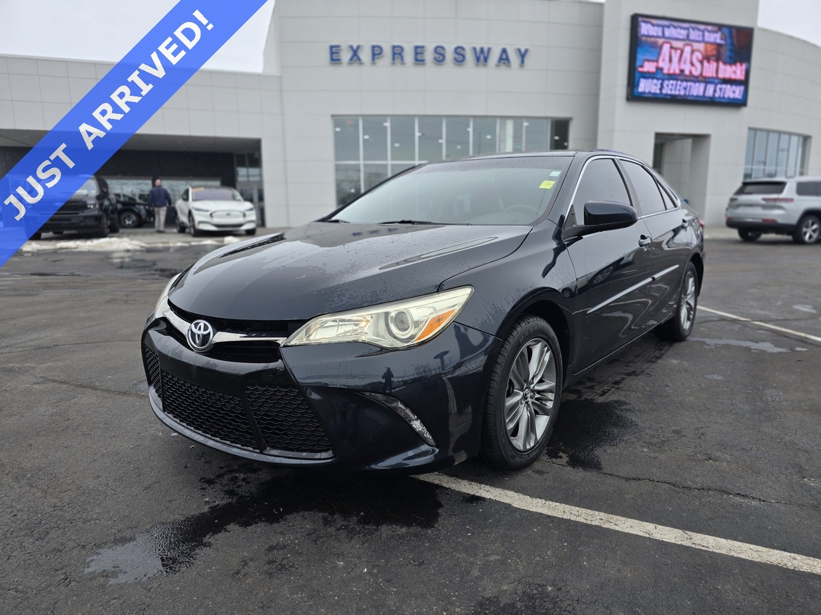 2017 Toyota Camry SE