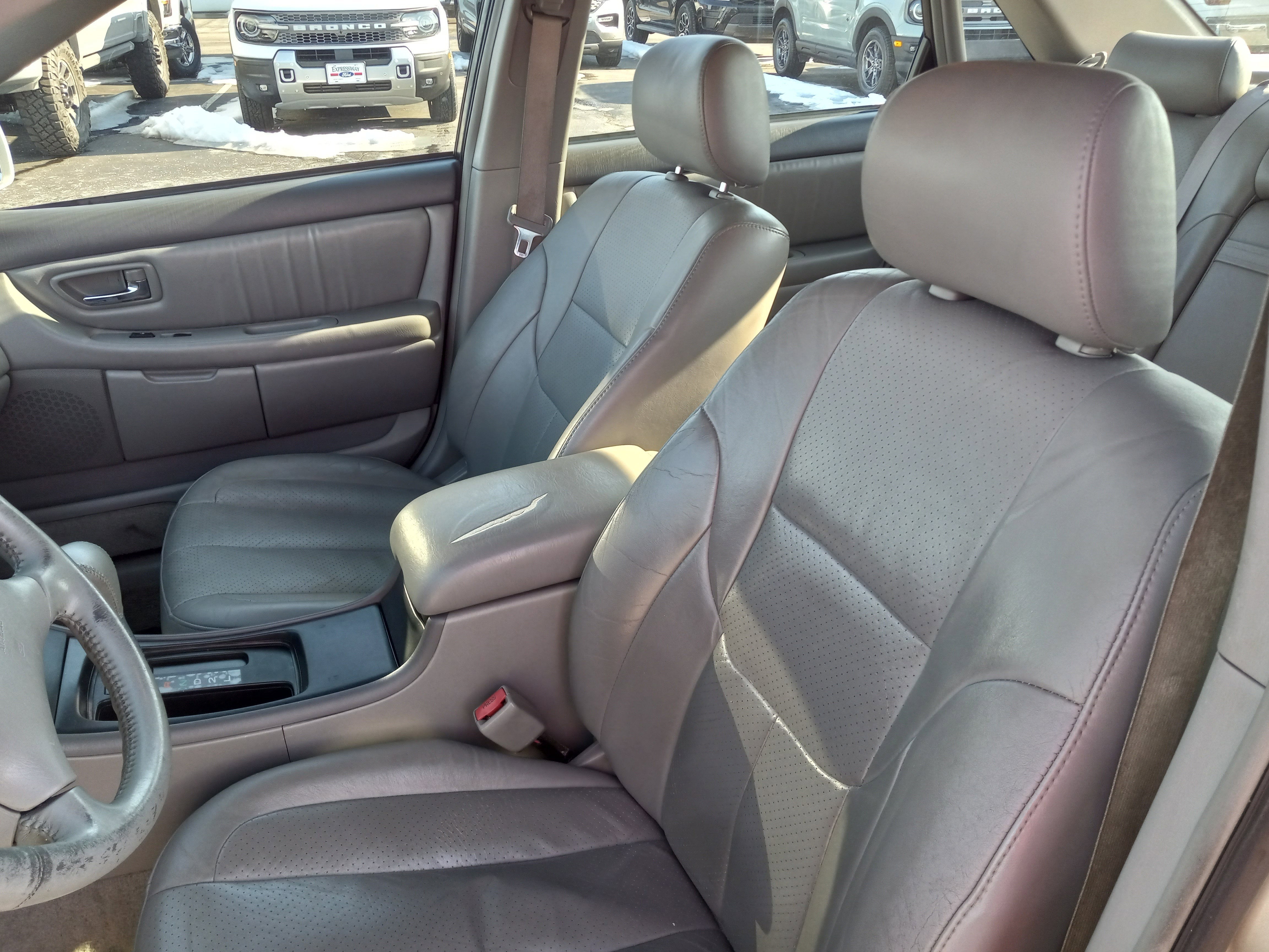 2004 Toyota Avalon XLS