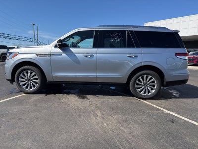 2023 Lincoln Navigator Standard