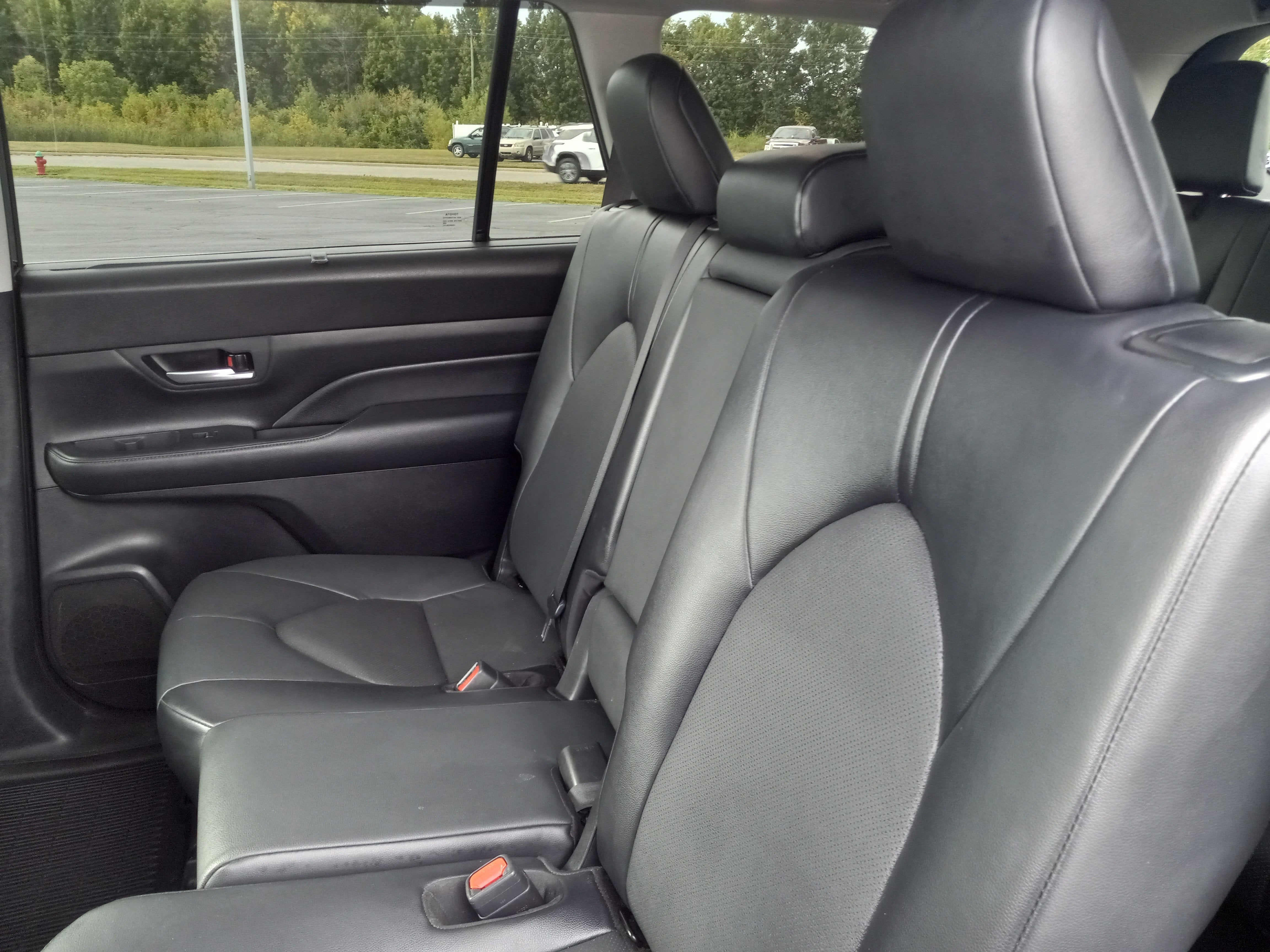 2024 Toyota Grand Highlander Base