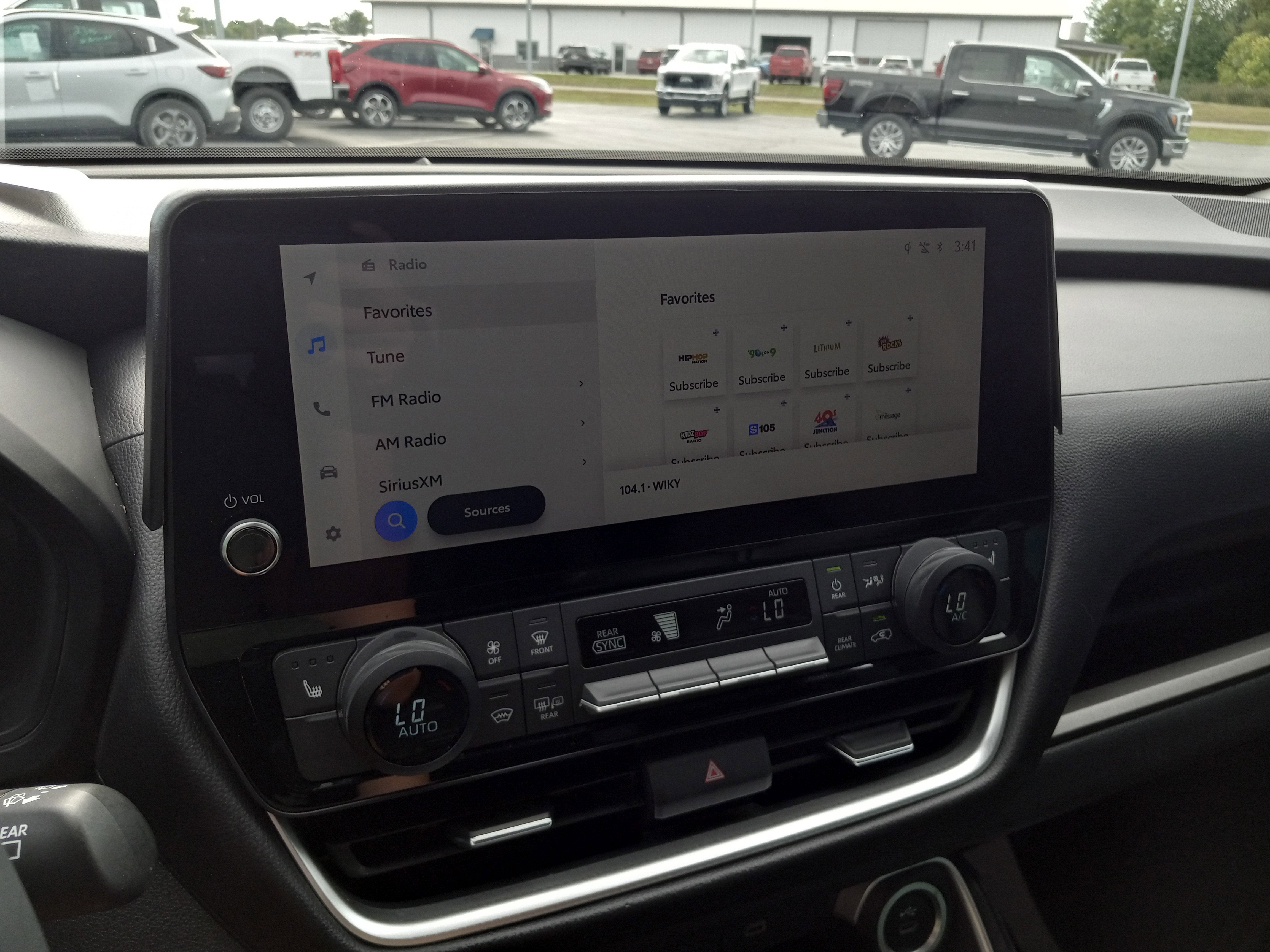 2024 Toyota Grand Highlander Base