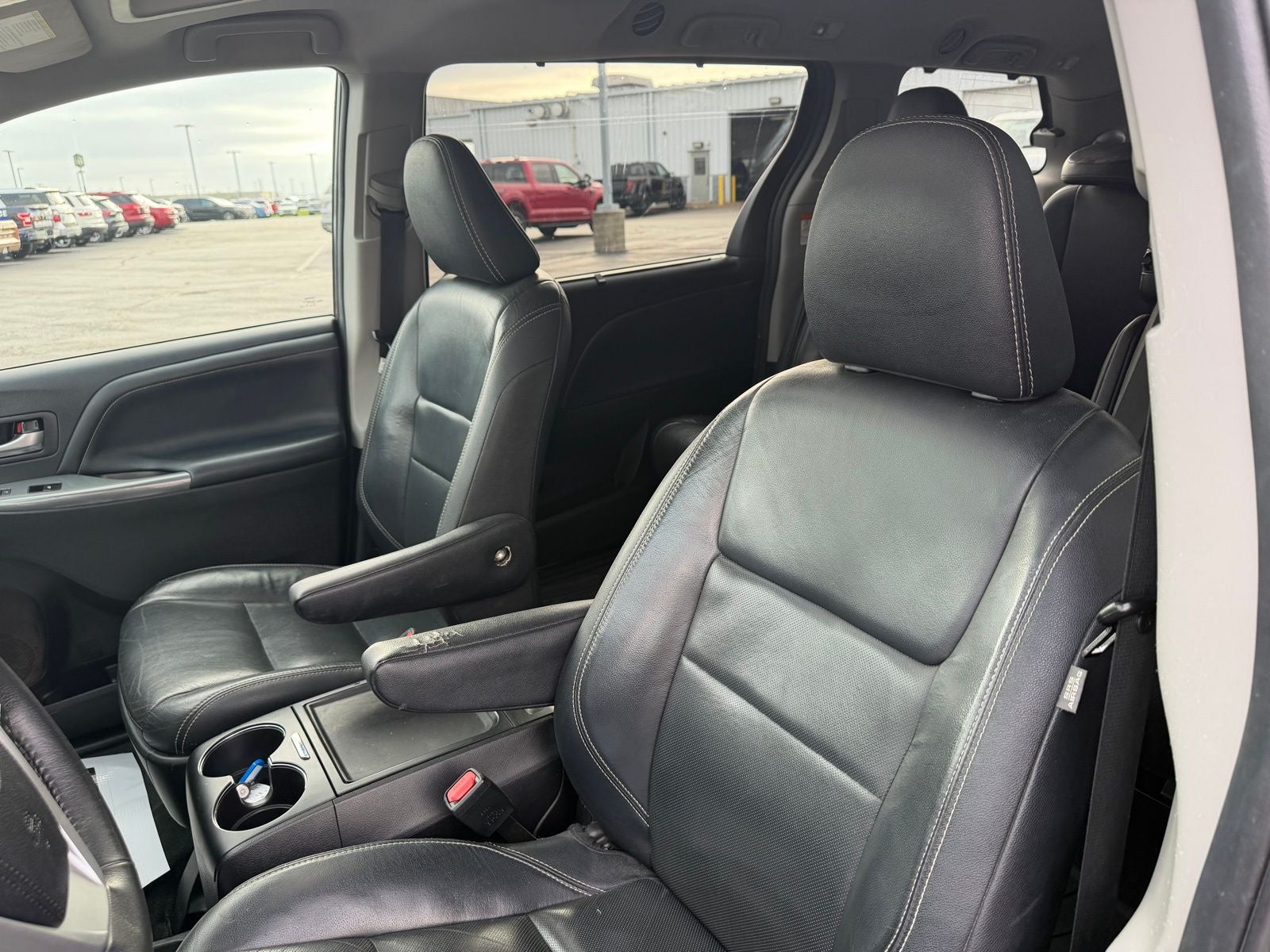 2018 Toyota Sienna SE