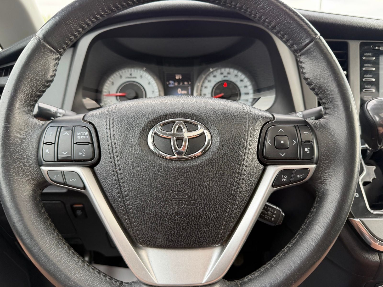 2018 Toyota Sienna SE