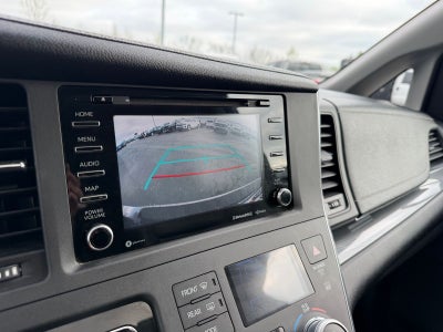2018 Toyota Sienna SE