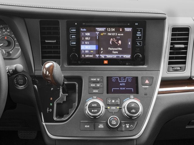 2017 Toyota Sienna Base